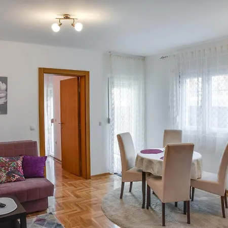 Joy By Apartamento *